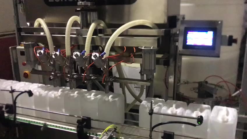 4 Nozullu kimyasal dolum makinası