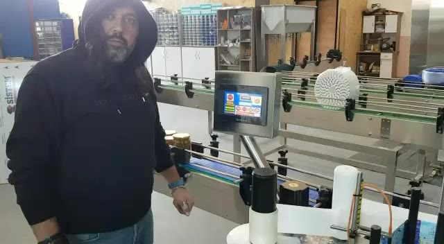 Tek taraflı etiketleme makinası